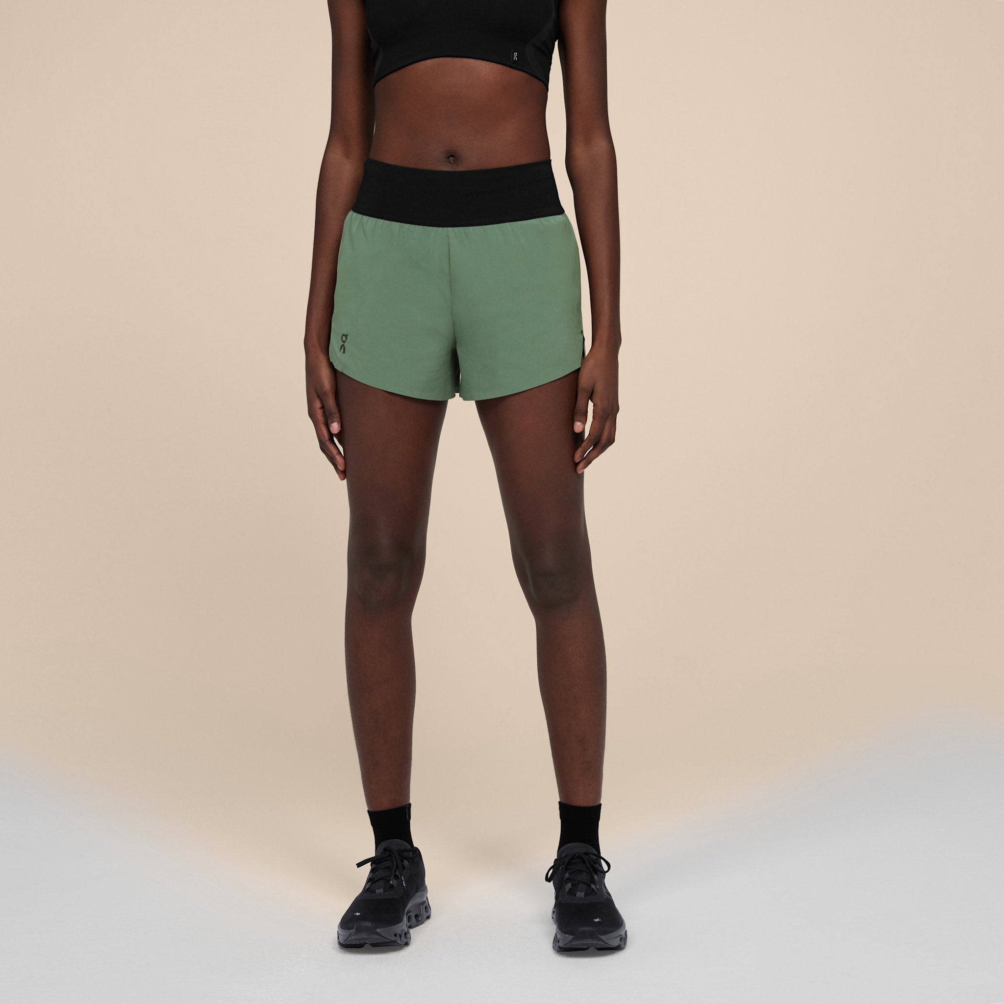 On Running Shorts Black
