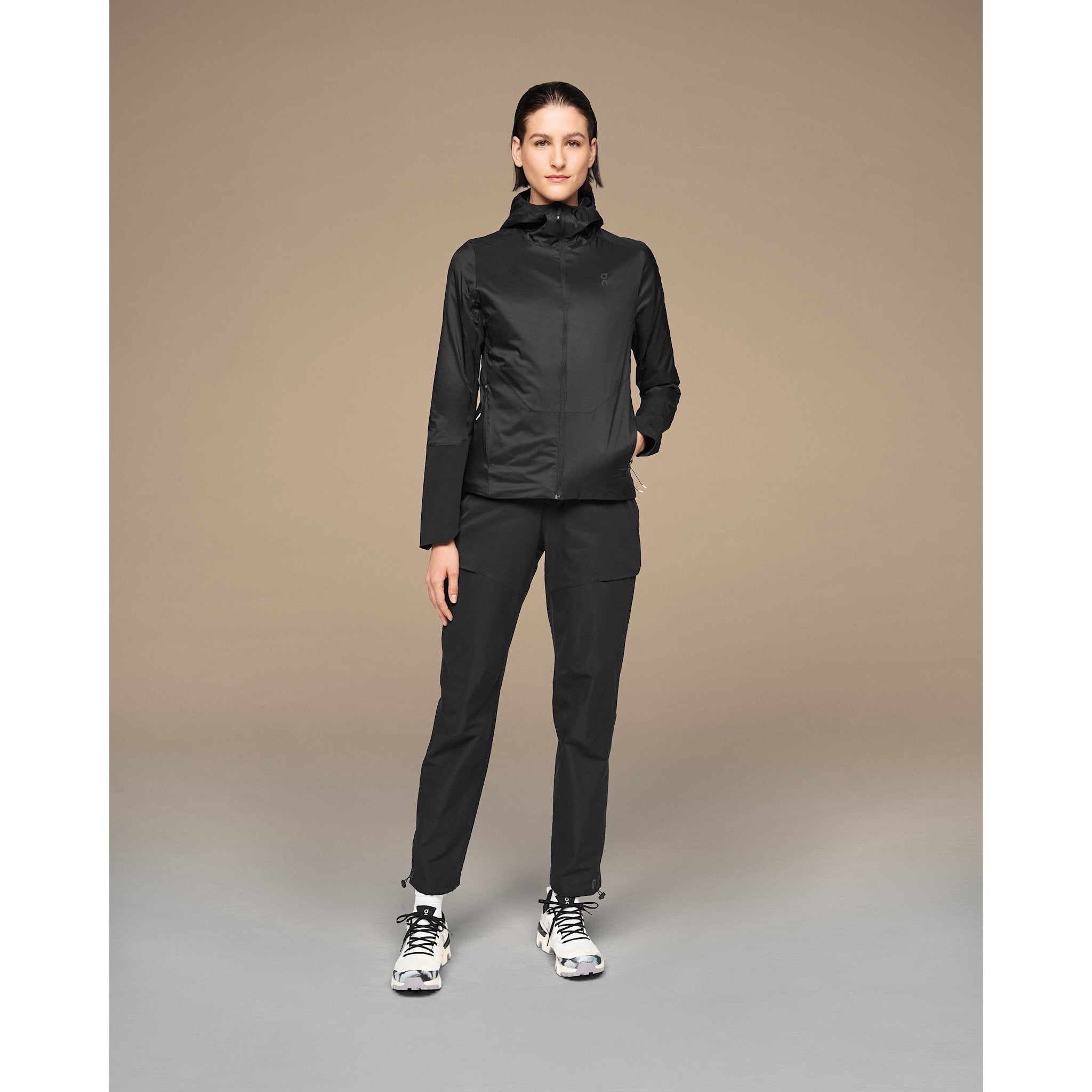 On Insulator Jacket Black