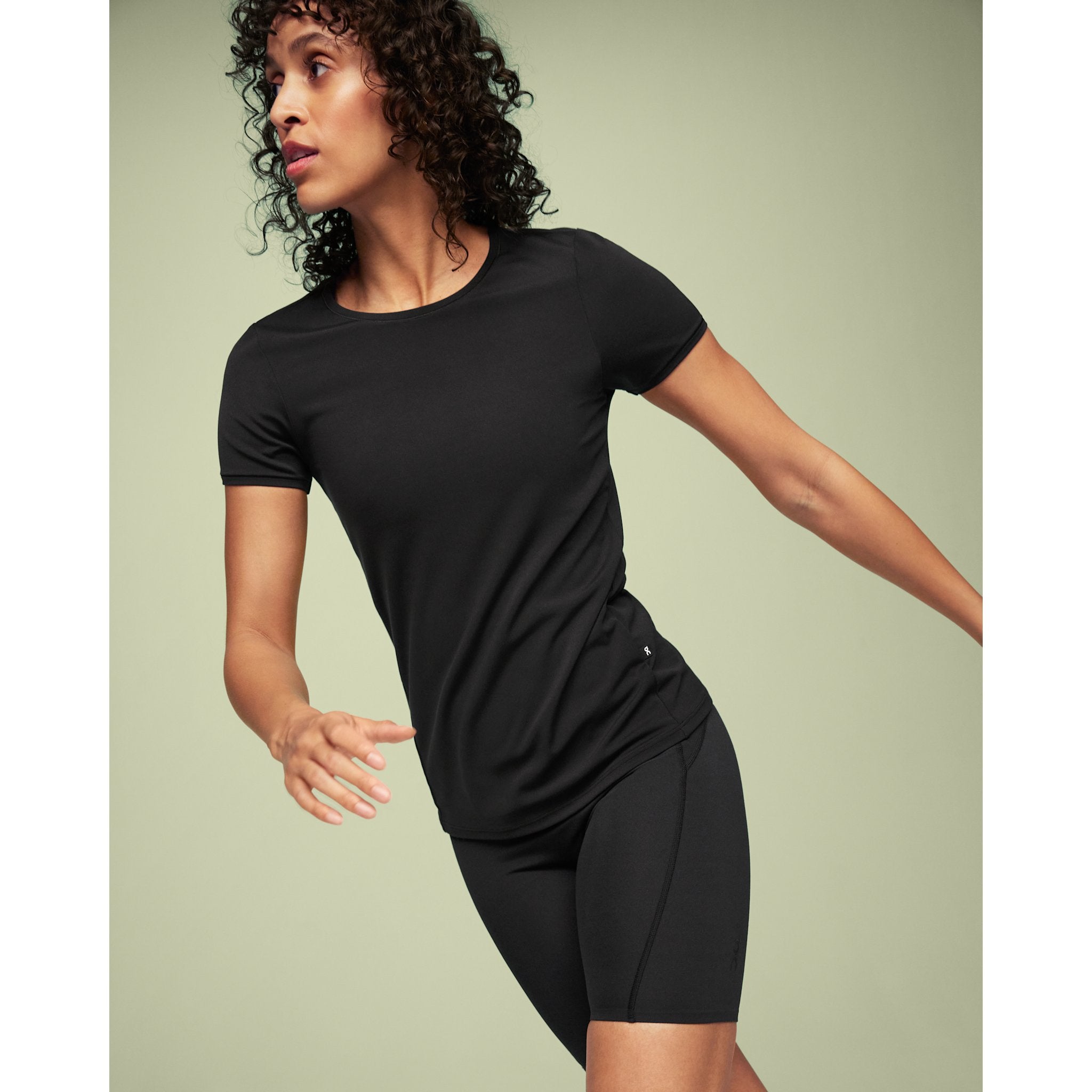 On Movement-T Black