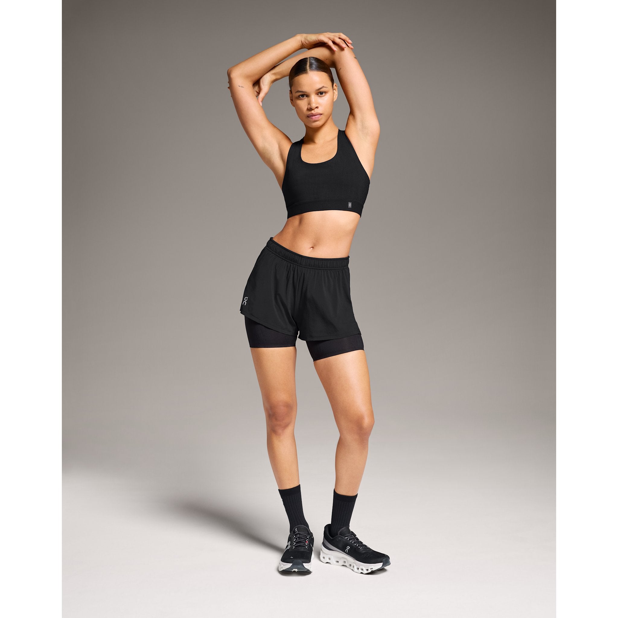 On Pace Bra Black