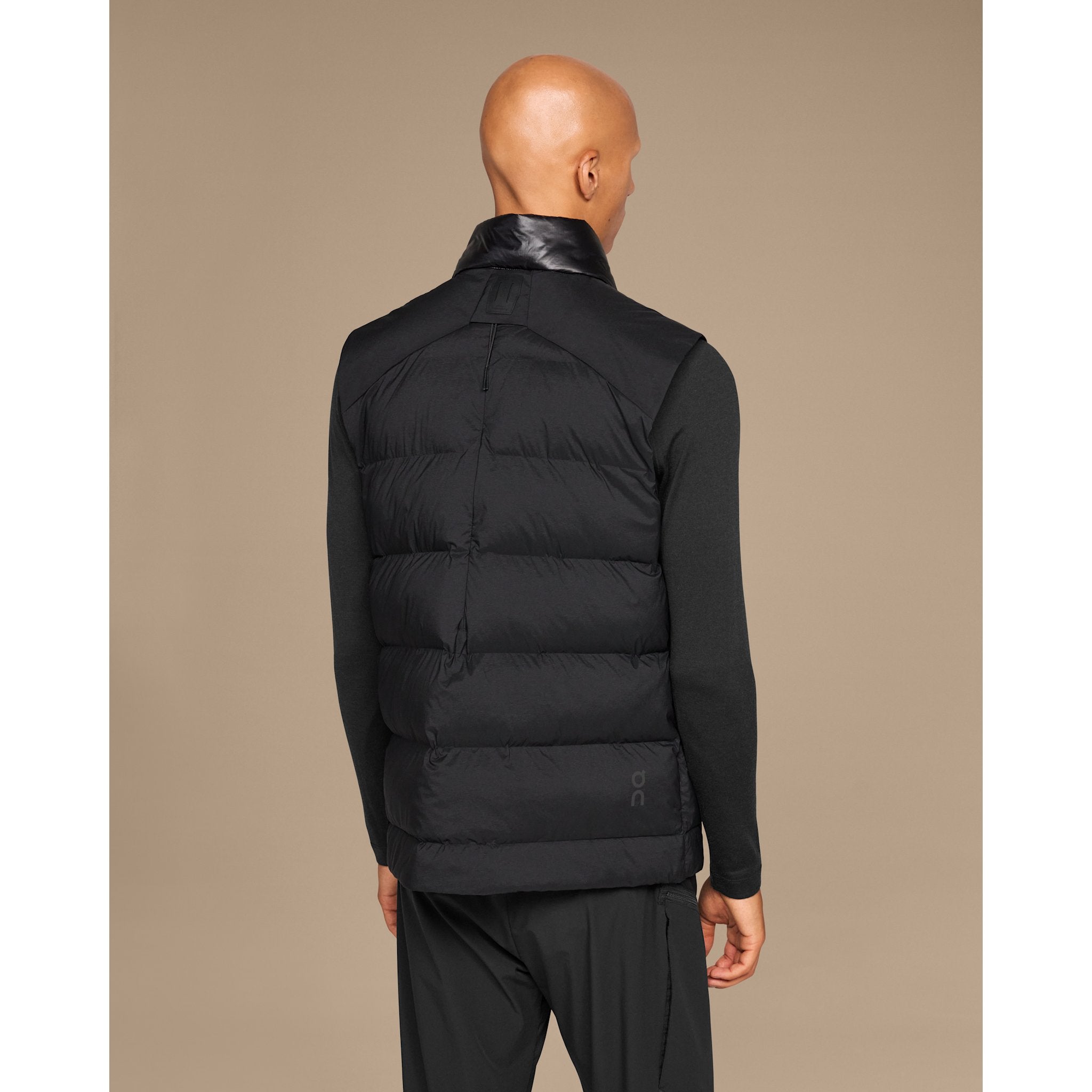 On Challenger Vest Black