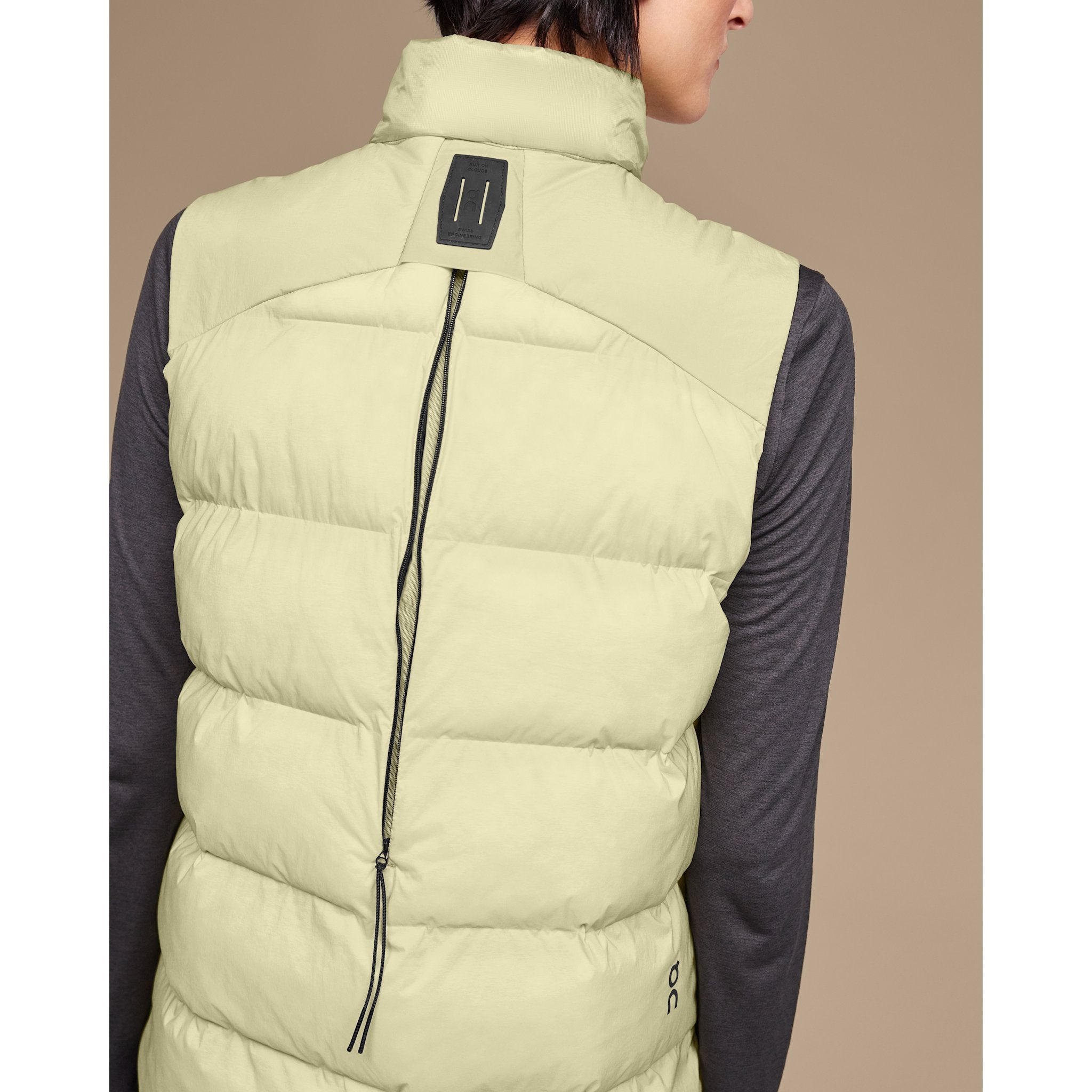 On Challenger Vest Endive