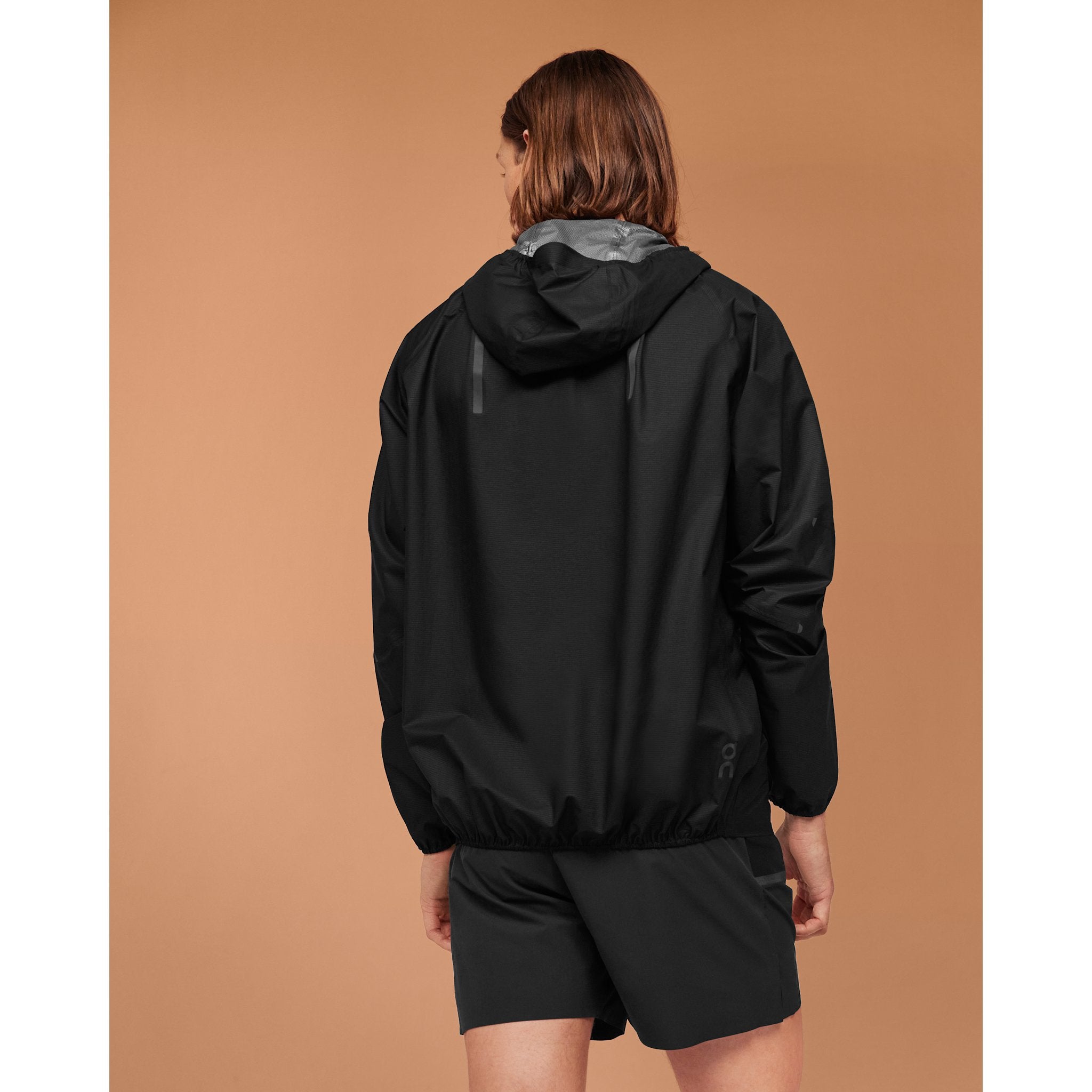 On Ultra Jacket Black