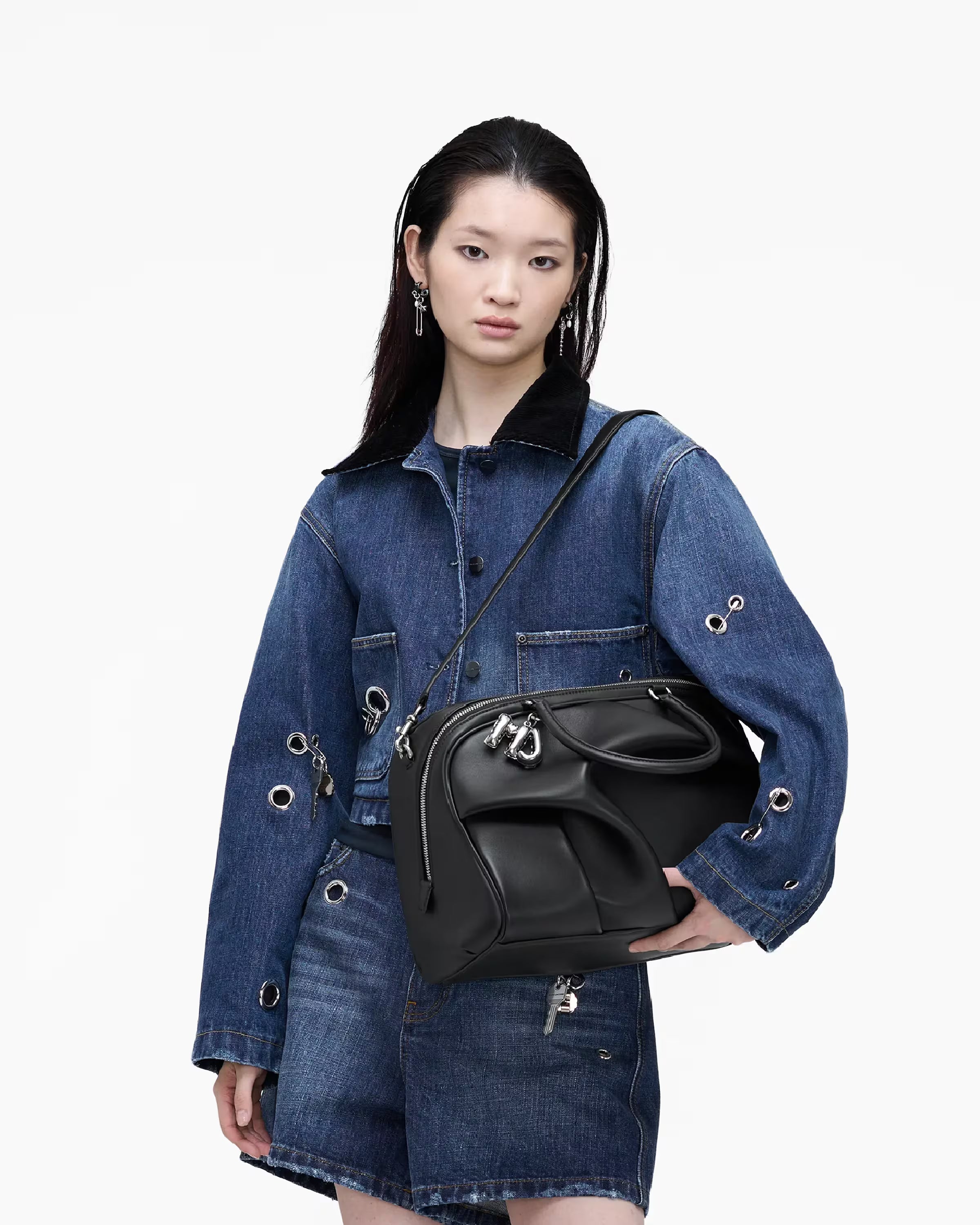 Marc Jacobs The Wave Black