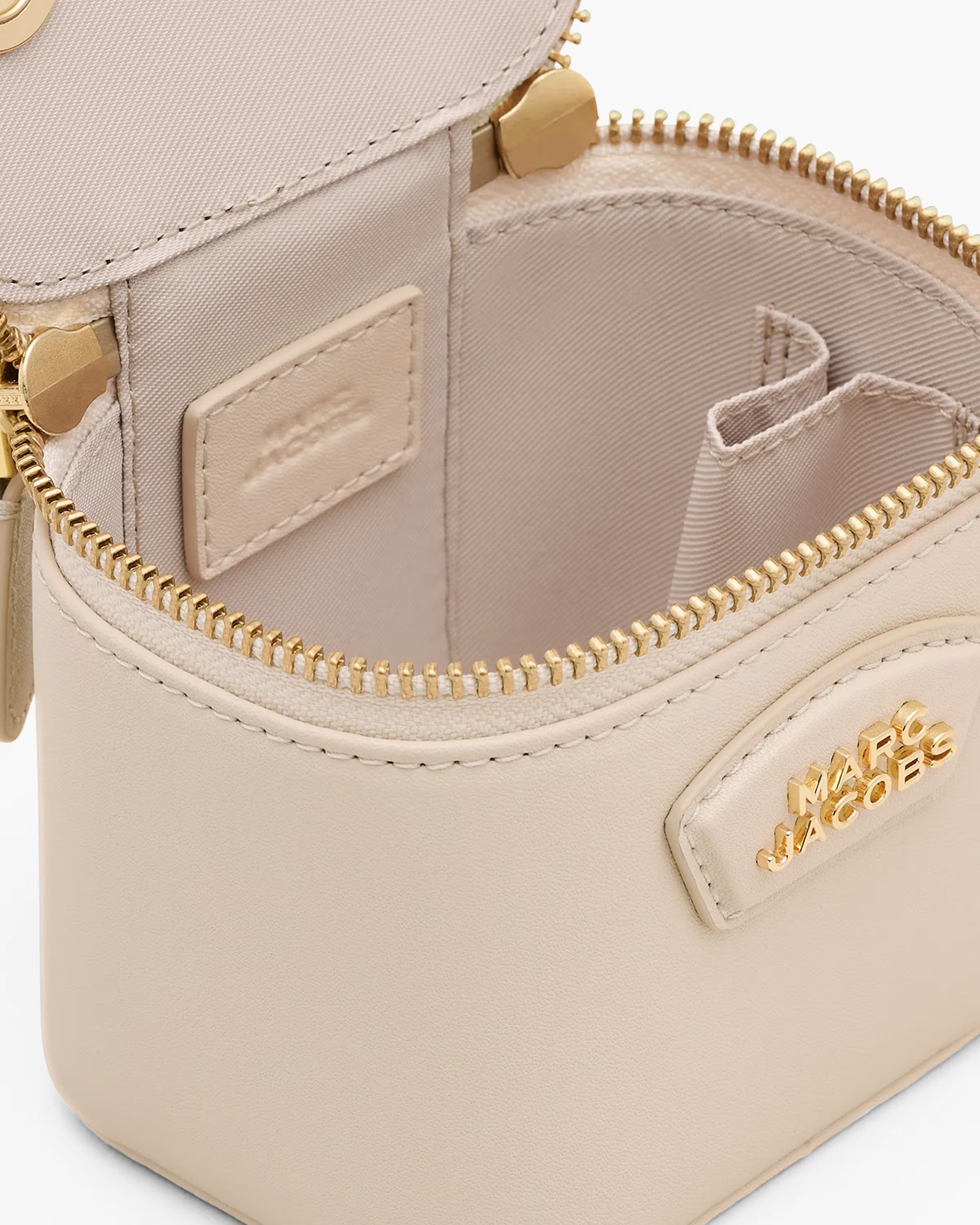Marc Jacobs The Everyday Mini Vanity Bag Cloud White