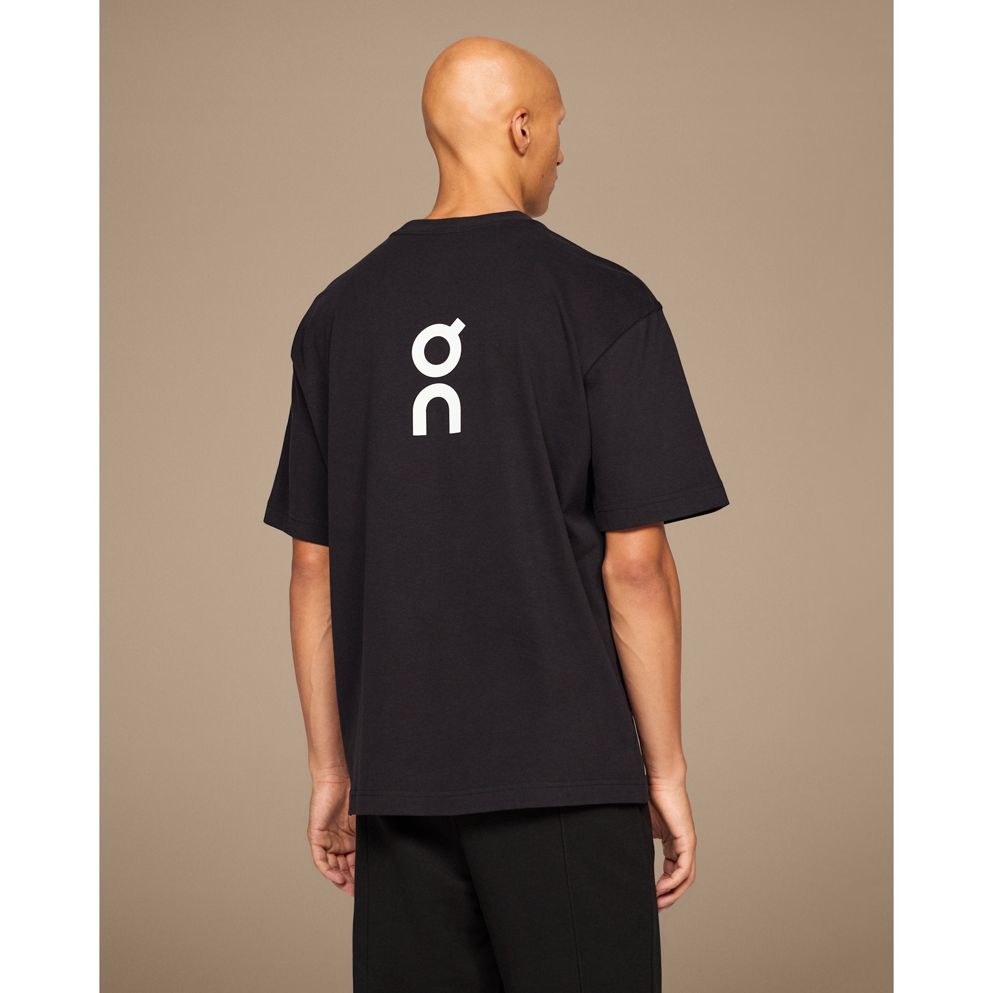 On Club-T Black