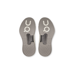 ON Running Women's THE ROGER Pro Ace Ivory | Fog - Ivory | Fog