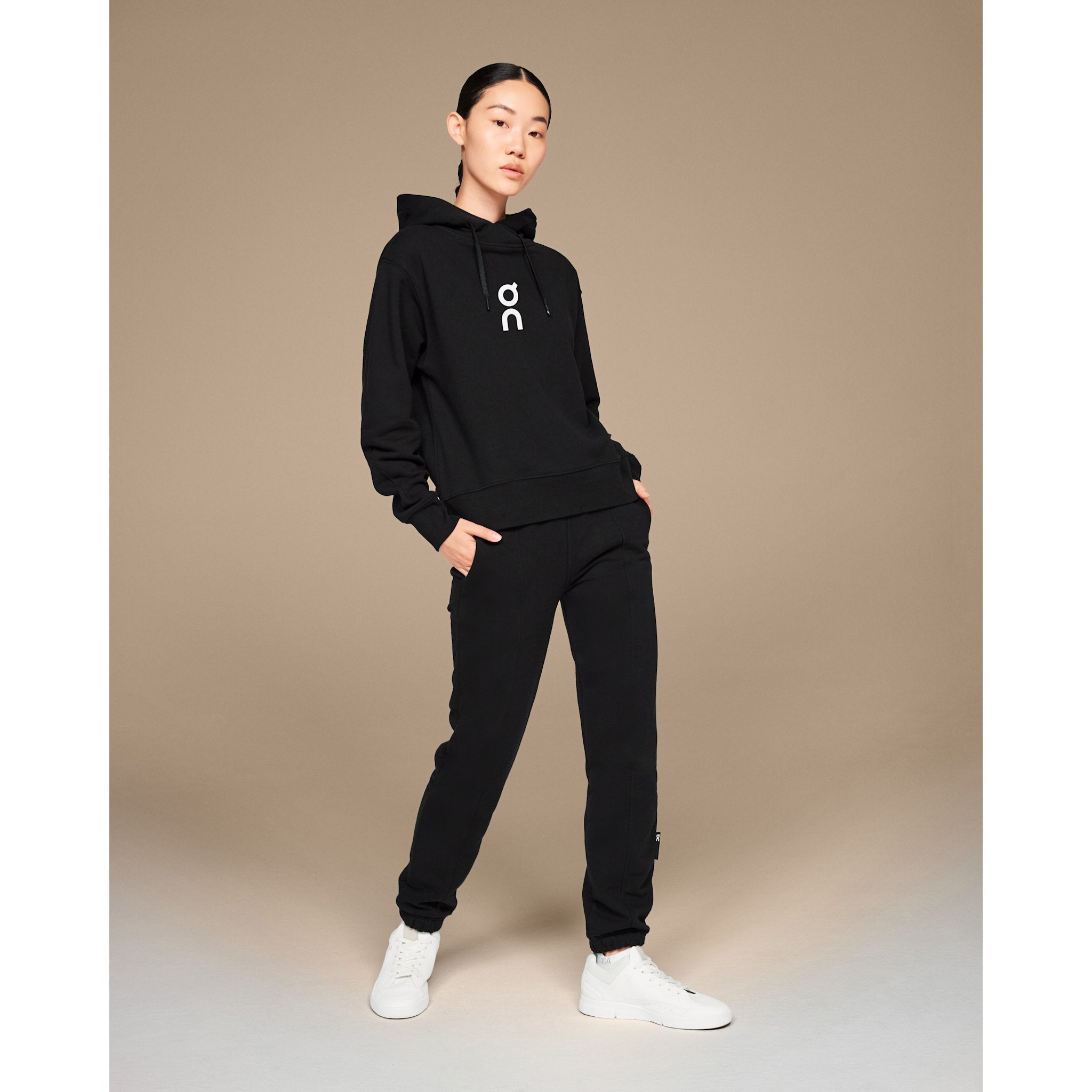 On Club Hoodie Black