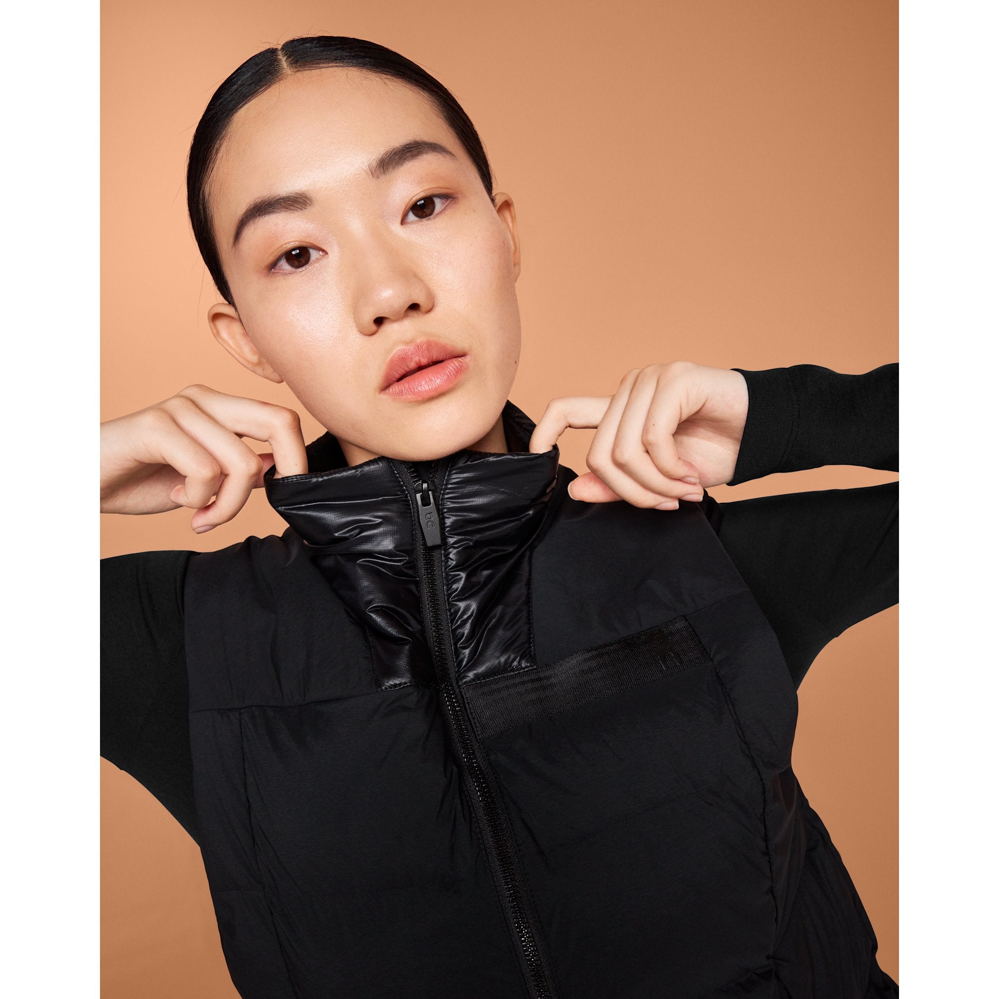 On Challenger Vest Black