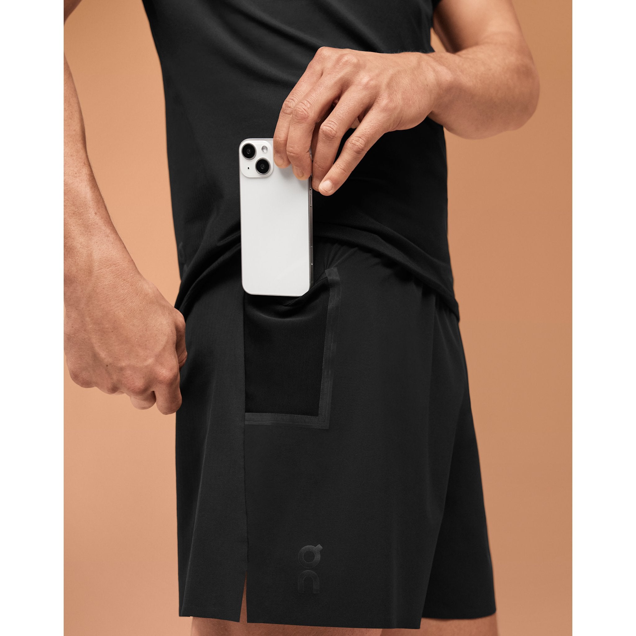 On Ultra Shorts Black