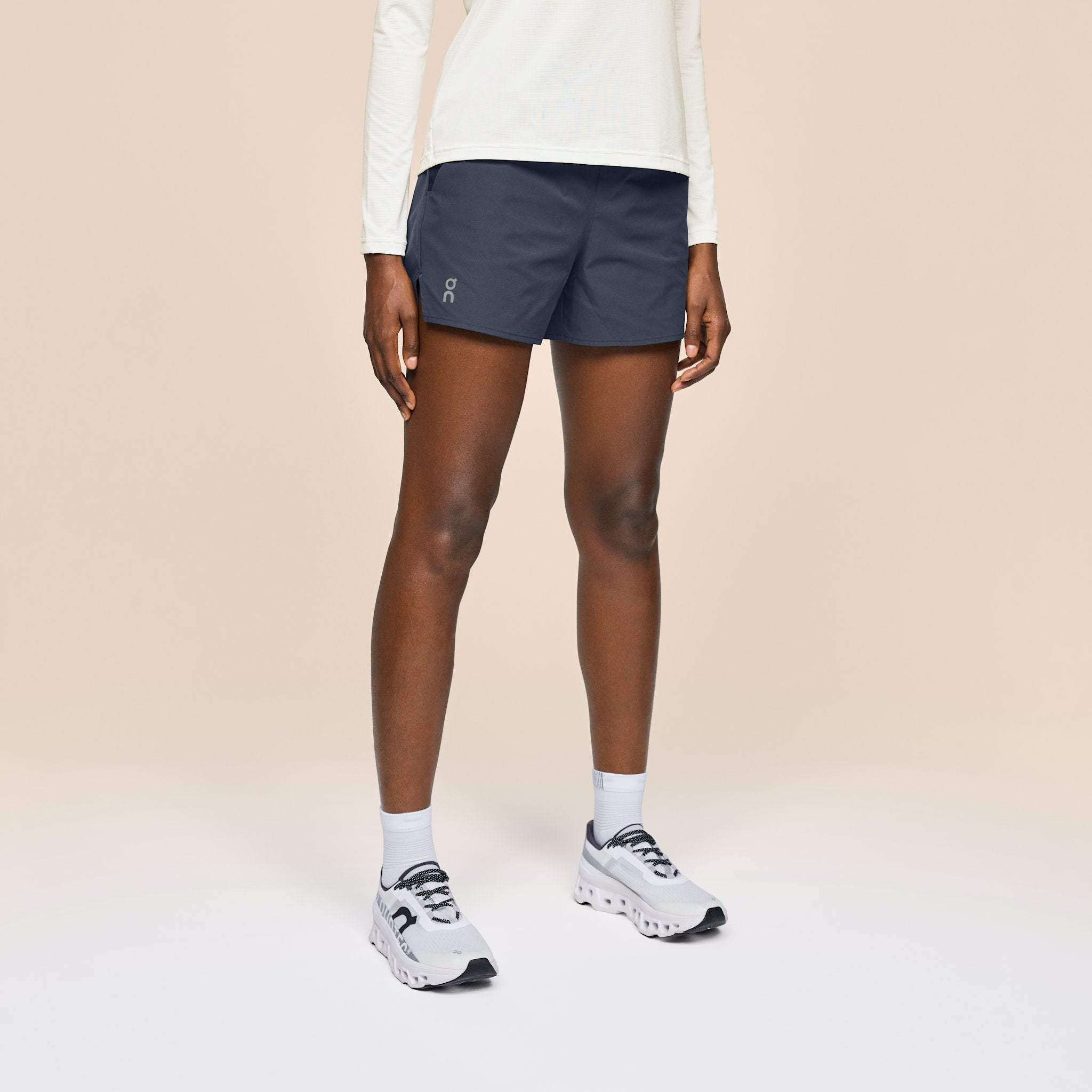 On Essential Shorts Fade